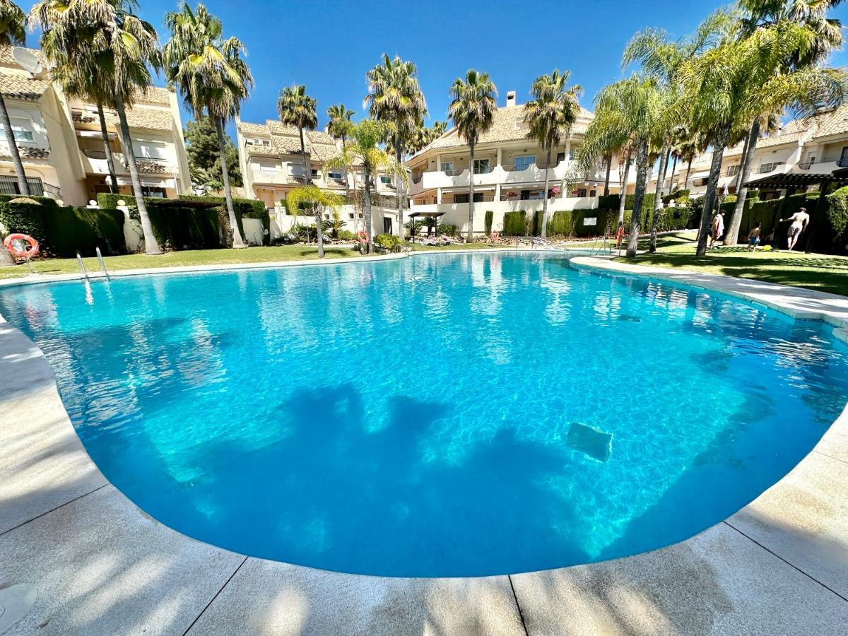 El Arenal Townhouse By The Beach With Swimming Pool - Eaw Homes Marbella Exterior foto