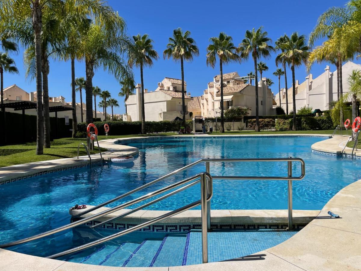 El Arenal Townhouse By The Beach With Swimming Pool - Eaw Homes Marbella Exterior foto