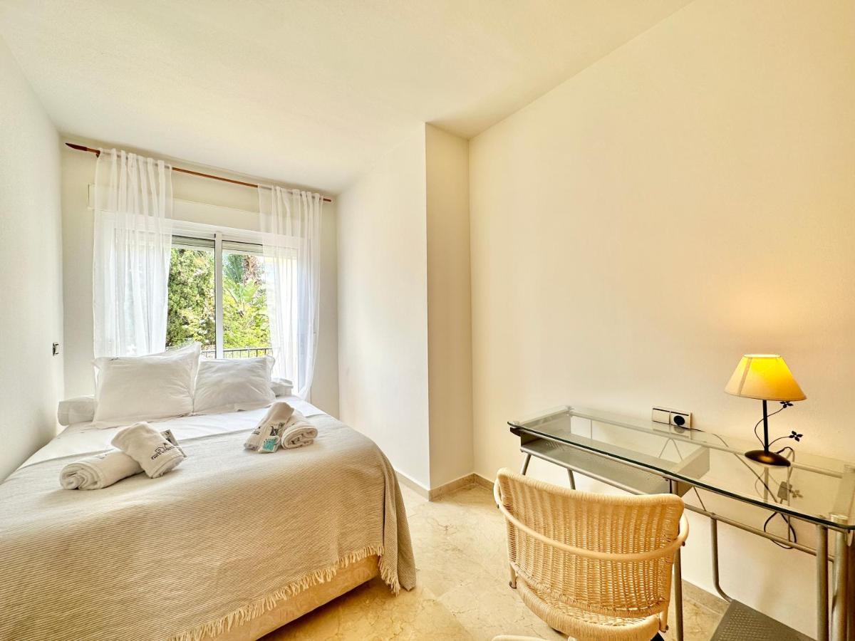 El Arenal Townhouse By The Beach With Swimming Pool - Eaw Homes Marbella Exterior foto